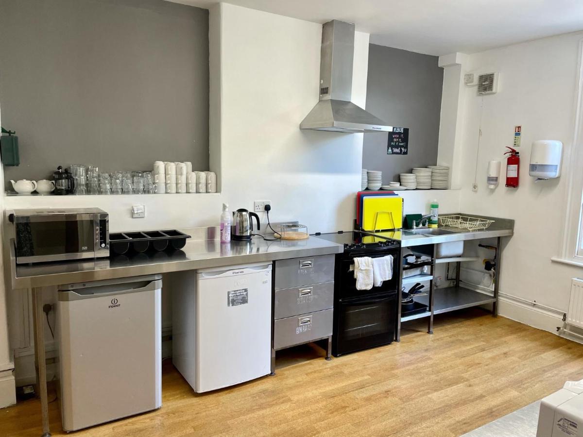 Yha Cheddar Hostel Eksteriør bilde